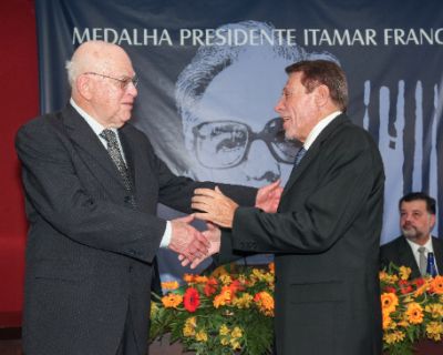 Santa Casa recebe Medalha Presidente Itamar Franco (Data da publicacao)