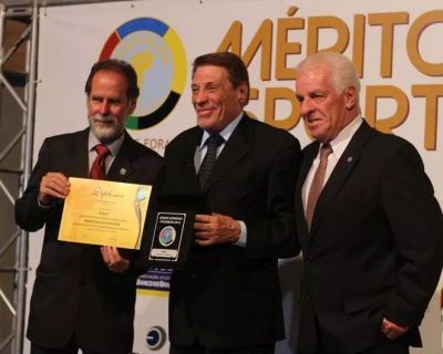 Santa Casa recebe Mérito Esportivo Panathlon por incentivo ao esporte (13/12/2018 15:12:23)