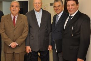 Novidades: Dr.Carlos Adolfo, Monsenhor Falabella, Dr.Djalma Bastos, Dr.Renato Villela Loures
